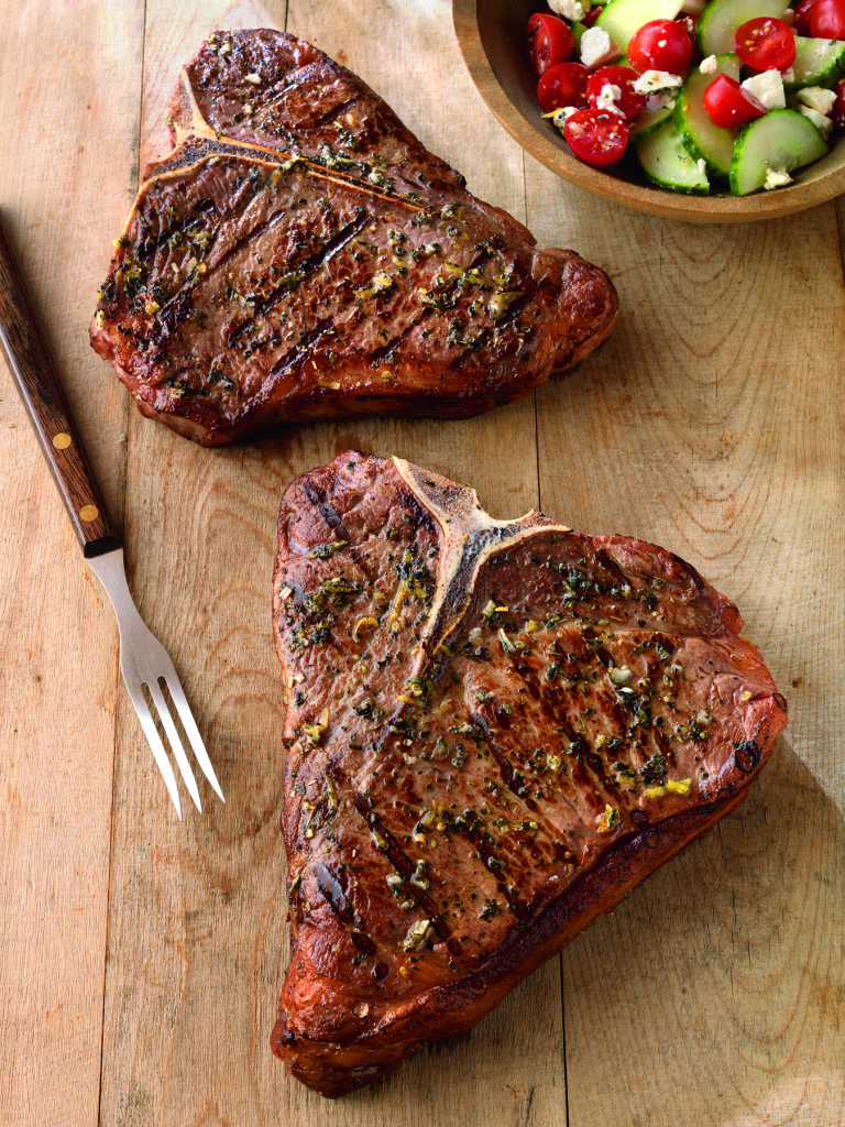 Cutting meat against the grain - Strip steak