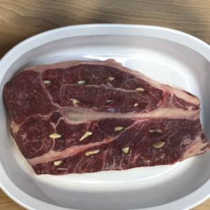 garlic-roast-beef-prep
